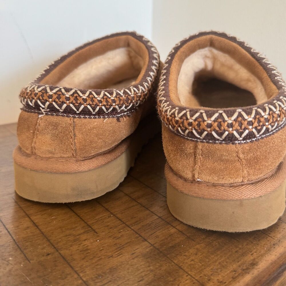 UGG Tasman Slippers Womens 8 Chestnut Suede Sheepskin Casual Comfort Shoes - Picture 2 of 10